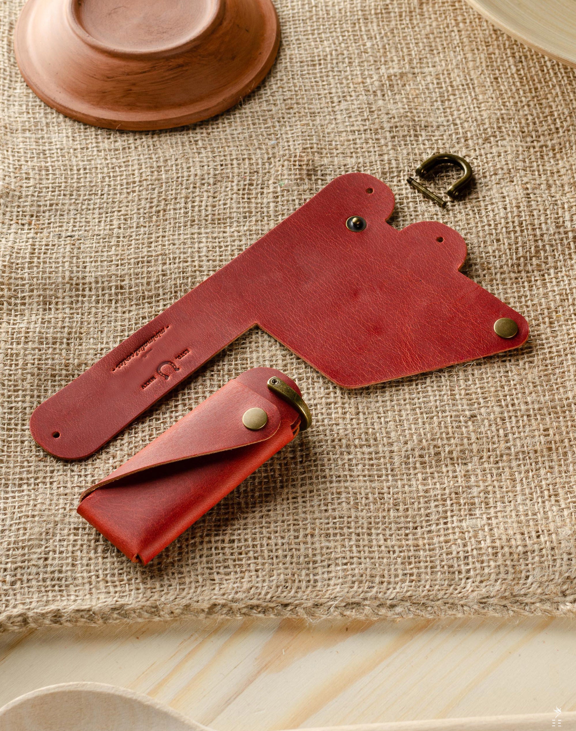 PORTE-CLÉS EN CUIR ORIGAMI FRAGOLA